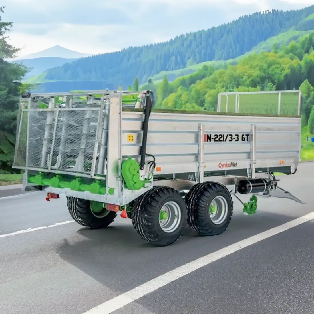 16a0720adefe16db0df9b9023e733639.webp Miststreuer Tandemachser 6,0 To Nutzlast Sven 4 Walzen – Bild 1