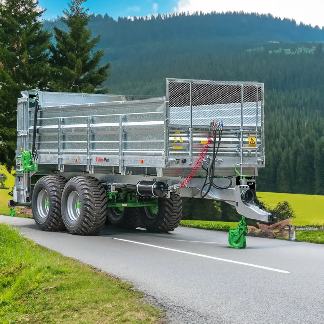 16db0f01adf864f5cd063e1f02371910.webp Miststreuer Werner Tandemachser 10 t Nutzlast – Bild 1