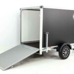 Variant Kofferanhänger Black Edition 148x258cm H:157 1,35t|Rampe-Neu