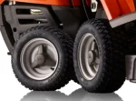 Husqvarna Frontmäher R 112C mit Mähdeck Combi 85 – Winterpaket mit Schneeschild, Gummileiste und Schneeketten – Modell 2023-Neu – Bild 4