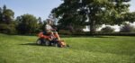 Husqvarna Profi-Frontmäher R 214TC inkl. Mähdeck Combi 94 – Modell 2025-Neu – Bild 4