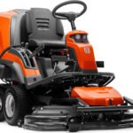 Husqvarna Profi Allrad-Frontmäher RC 320Ts AWD – Grundgerät ohne Mähdeck