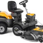 Stiga Frontmäher Park 500 WX Special HONDA – Grundgerät ohne Mähwerk