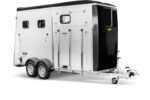 Humbaur Notos Xtra PRO 2700 Mannshohe Sattelkammer | Vielseitiges Raumkonzept