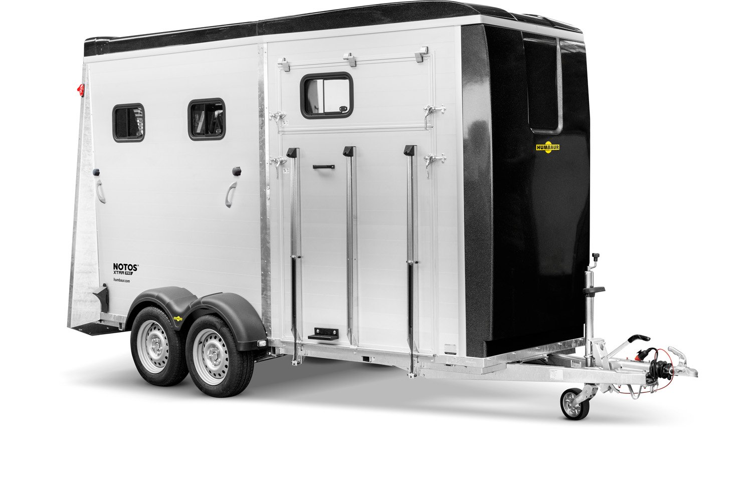 hu7119_humbaur_notos_xtra_pro_2700_10sibohaIUMBwz.jpg Humbaur Notos Xtra PRO 2700 Mannshohe Sattelkammer | Vielseitiges Raumkonzept – Bild 1