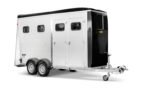 Humbaur Notos Xtra UP 2700 Begehbare Sattelkammer | Vielseitiges Raumkonzept