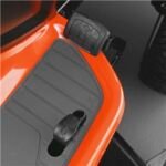 HUSQVARNA TC 242 T mit Schneeschild 120Plus & Gartentraktoren Anhänger 275-Neu – Bild 13